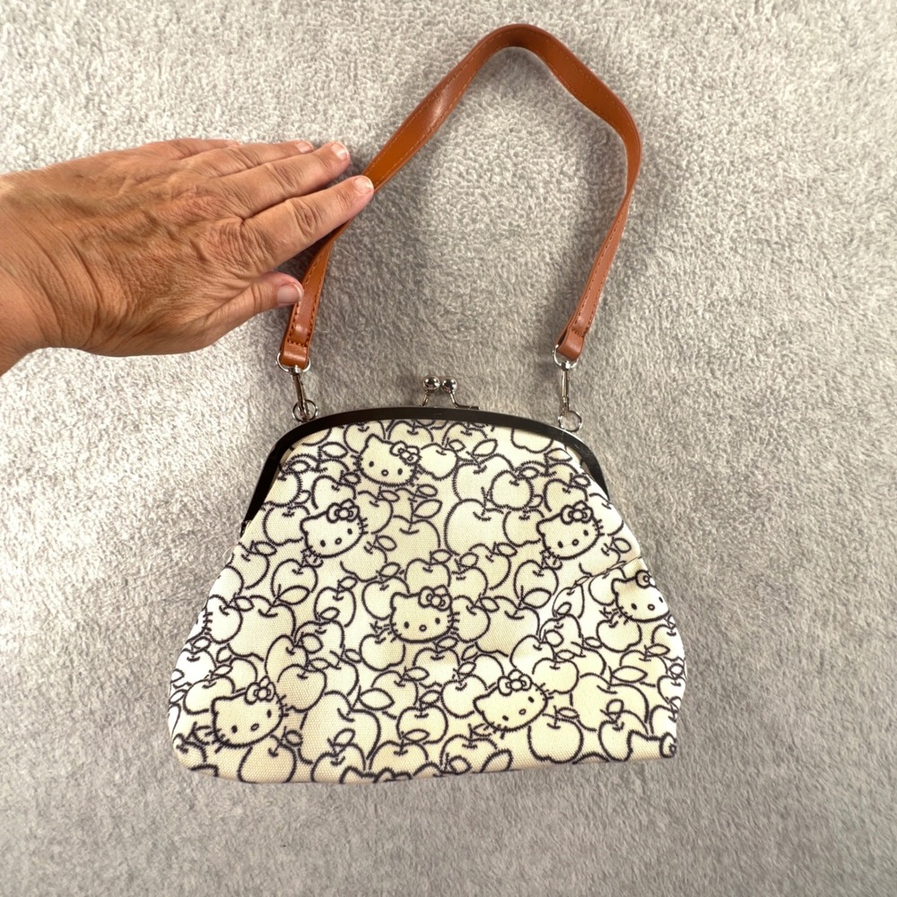Sanrio Hello Kitty Kiss Lock Handbag Apple Print White Tan Shoulder Bag